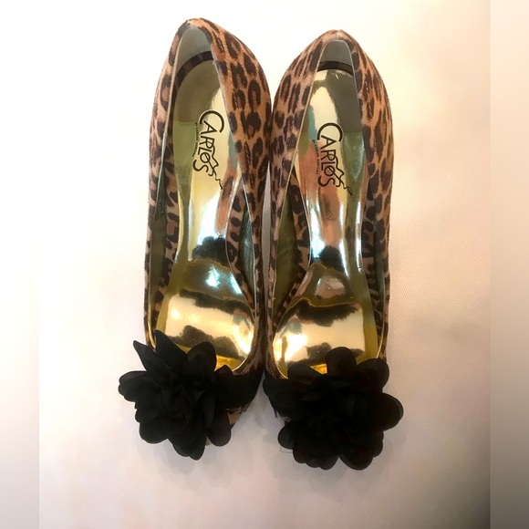 Carlos by Carlos Santana Cupcake Leopard Stiletto Heels - Picture 3 of 10